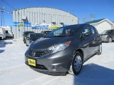 2016 Nissan Versa Note S Cloth Interior Rear Wiper FWD