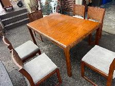 Free delivery used Dining Table and 4 Chairs Set - Photo 4