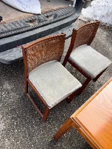 Free delivery used Dining Table and 4 Chairs Set - Photo 5