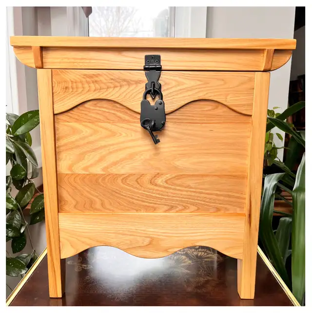 Handmade Chest - by Urban Hermit Woodcraft