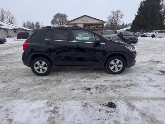 2019 Chevrolet Trax AWD 4dr LT - Photo 4
