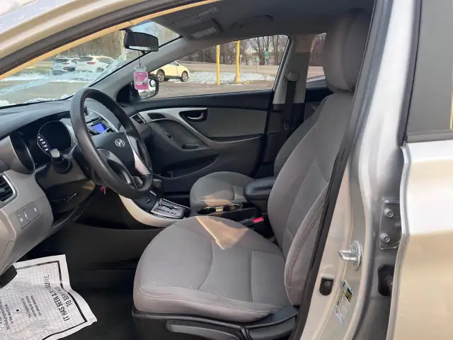 2013 Hyundai Elantra 4dr Sdn Auto L Ltd Avail - Photo 11