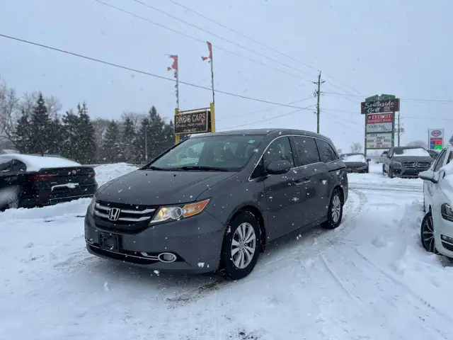 2016 Honda Odyssey EX with Rear Entertainment System