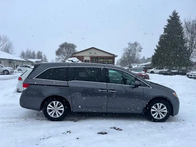 2016 Honda Odyssey EX with Rear Entertainment System - Photo 4