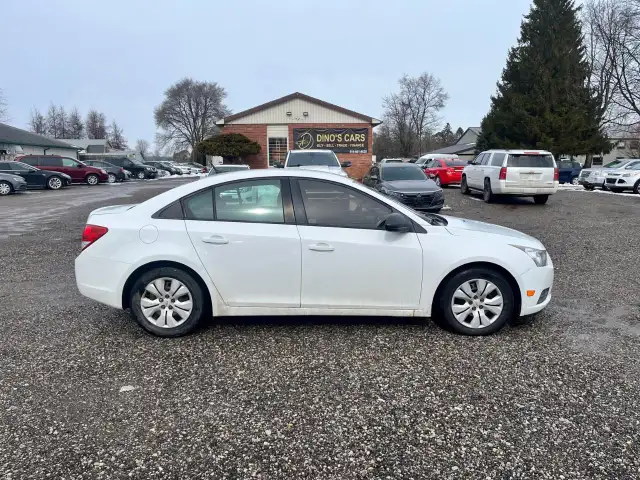 2014 Chevrolet Cruze 4dr Sdn 2LS - Photo 7