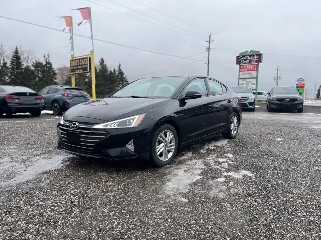 2020 Hyundai Elantra Preferred w/Sun & Safety Package IVT
