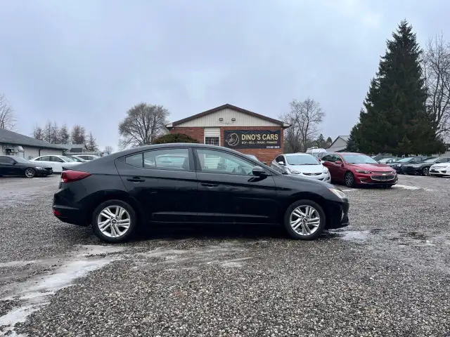 2020 Hyundai Elantra Preferred w/Sun & Safety Package IVT - Photo 4