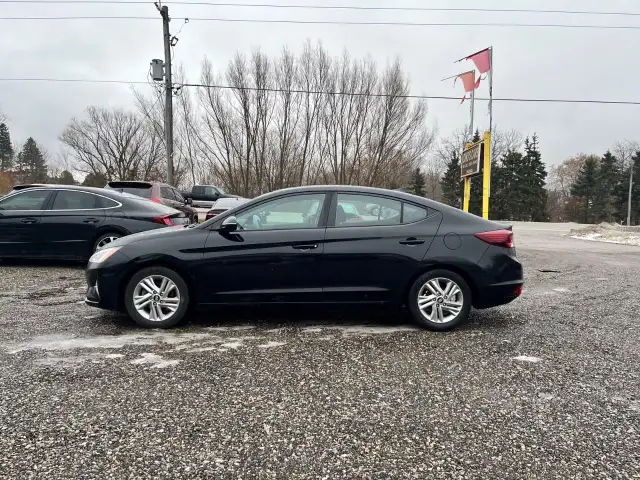 2020 Hyundai Elantra Preferred w/Sun & Safety Package IVT - Photo 8