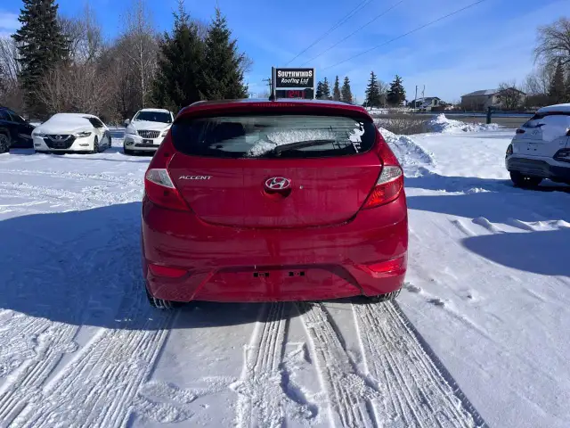 2017 Hyundai Accent 5DR HB AUTO SE - Photo 4