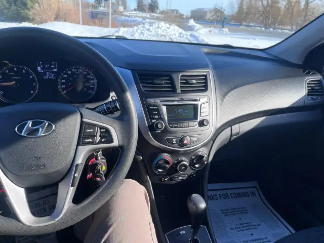 2017 Hyundai Accent 5DR HB AUTO SE - Photo 10