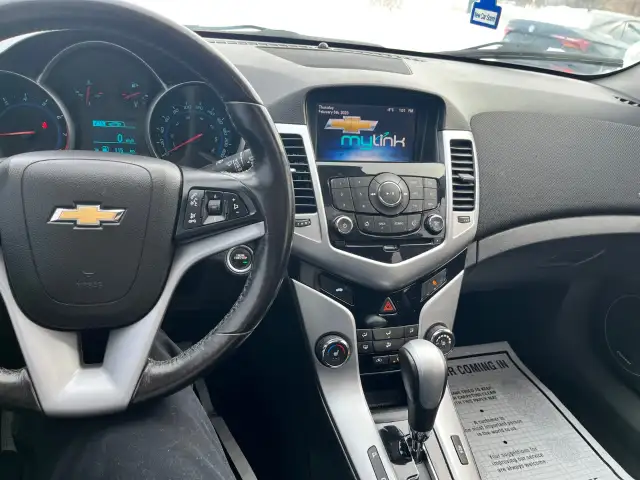 2015 Chevrolet Cruze - Photo 9