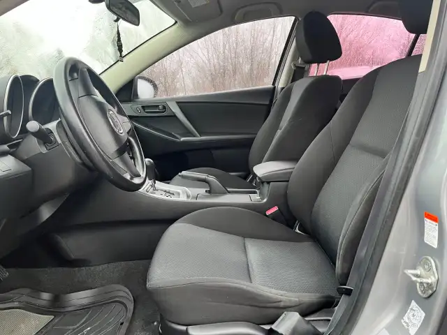 2011 Mazda Mazda3 - Photo 13