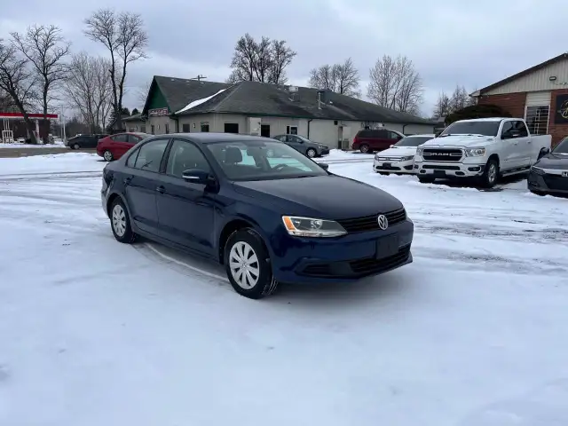 2014 Volkswagen Jetta Sedan 4dr 2.0L Auto Trendline - Photo 7