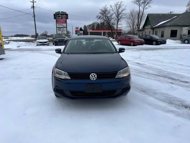 2014 Volkswagen Jetta Sedan 4dr 2.0L Auto Trendline - Photo 8