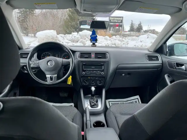2014 Volkswagen Jetta Sedan 4dr 2.0L Auto Trendline - Photo 11