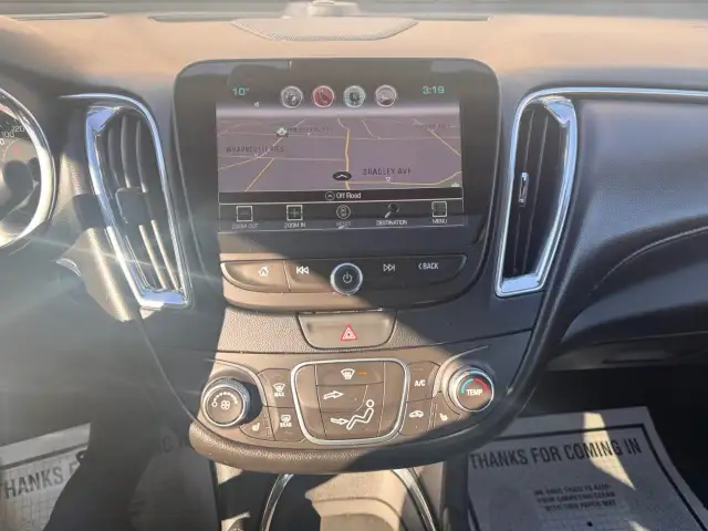 2018 Chevrolet Malibu 4dr Sdn LT w/1LT - Photo 11