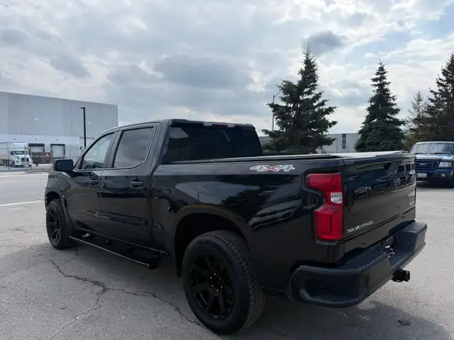 2021 Chevrolet Silverado 1500 Custom - Photo 3