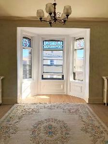 3 Bedroom Uptown- Victorian style large apartment (2,200 square)