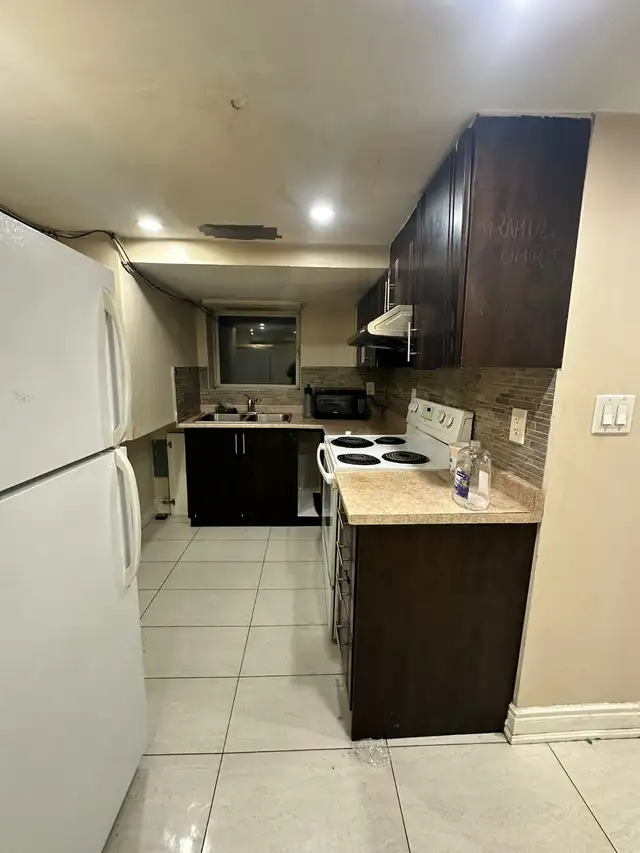 Immediately Available 2 Bedrooms Basement near Bramalea City Cen