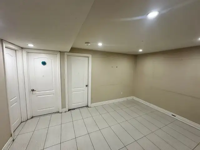 Immediately Available 2 Bedrooms Basement near Bramalea City Cen - Photo 10