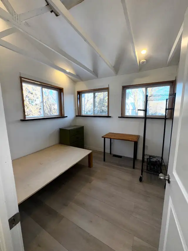 6 Bedroom with Office In Ptbo! All inclusive! - Photo 5