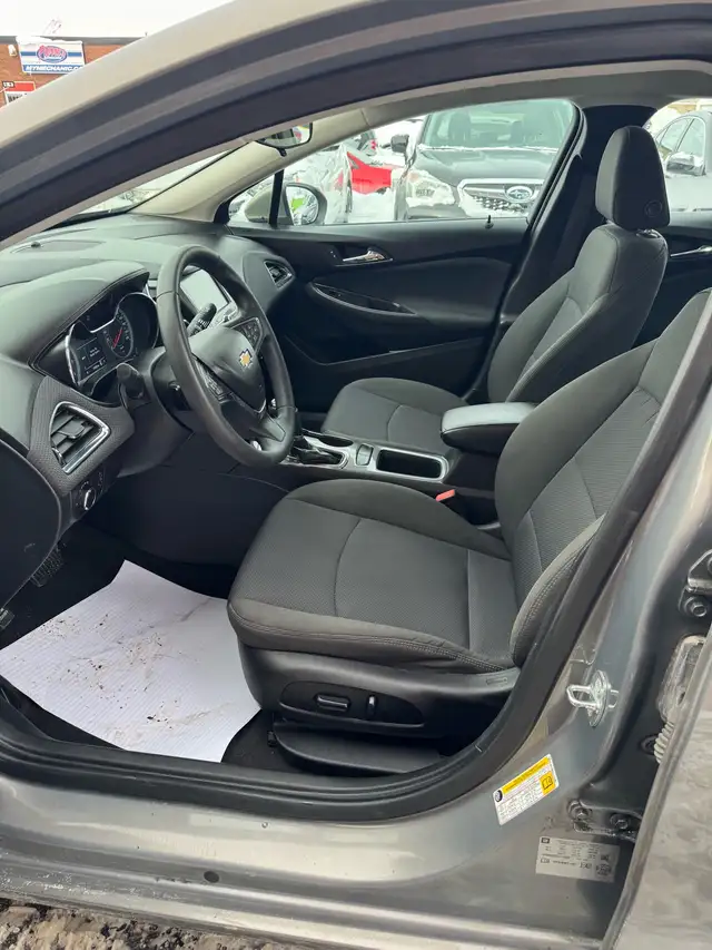 2018 Chevrolet Cruze LT - Photo 5