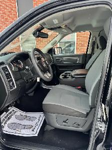 2023 Doge Ram 1500 Classic - Photo 5