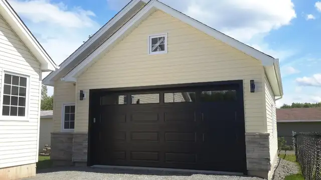 Allain Baby Barn and Garages - Photo 2