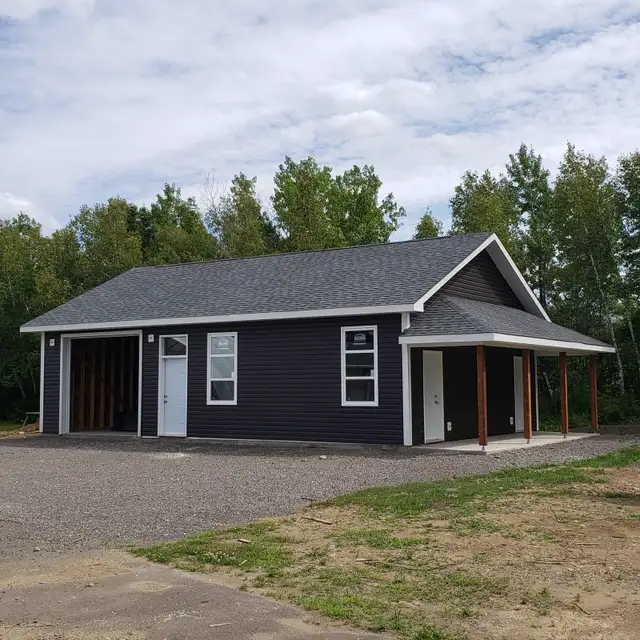 Allain Baby Barn and Garages - Photo 6