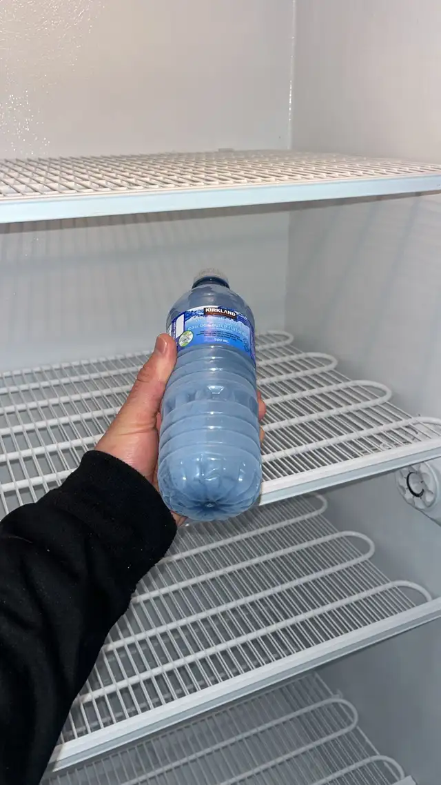 23 ft.³ Frigidaire Huge Very Freezer 30 Days Warranty-Tested - Photo 7