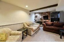 Basement Apartment for Rent Yonge/Weldrick