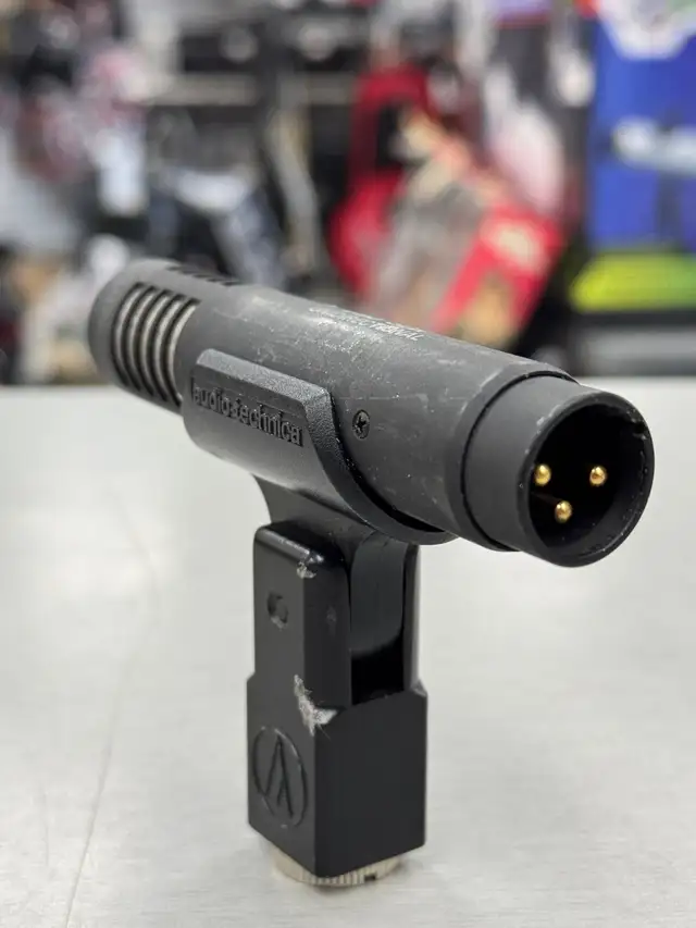 Audio-Technica PRO 37 Cardioid Condenser Microphone - Photo 3