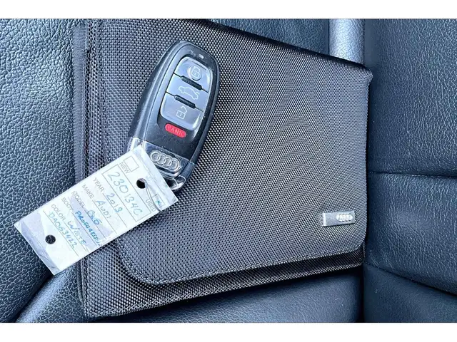 2013 Audi Q5 Premium | Heated Leather | Panoroof | AS IS | AWD - Photo 10