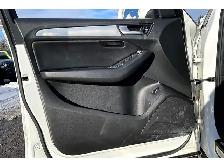 2013 Audi Q5 Premium | Heated Leather | Panoroof | AS IS | AWD - Photo 18