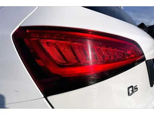 2013 Audi Q5 Premium | Heated Leather | Panoroof | AS IS | AWD - Photo 31