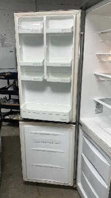 Lg 24" Apartment Size Tall Refrigerator Fully Tested  30-Day - Photo 6