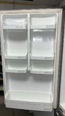 Lg 24" Apartment Size Tall Refrigerator Fully Tested  30-Day - Photo 7