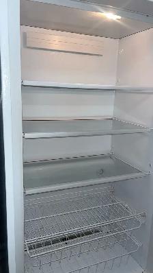 Frigidaire Only Refrigerator 32 W"-18 ft.³ Fully Tested  30 - Photo 5