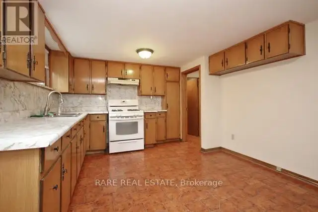 2 bedroom basement apartment(Downsview Park) - Photo 3