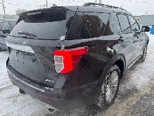 2023 Ford Explorer Limited - Photo 3