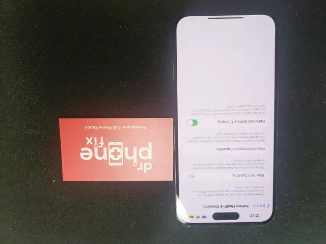 Unlocked iPhone 11 - (A Grade) in Cell Phones in Mississauga - Photo 5