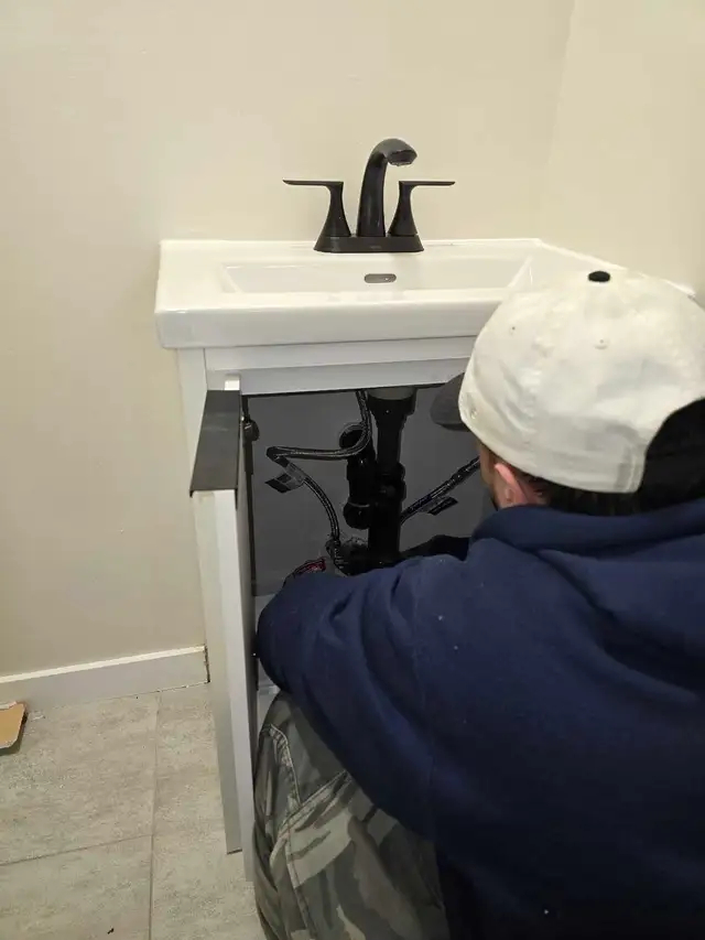 Installation de Vanité   Plomberie - Photo 2