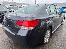 2013 Subaru Legacy AWD - Photo 4