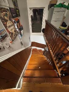 Room Available - Photo 11