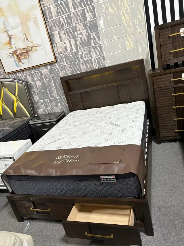 6pc Solid Wood Brown Queen bedroom set for only $1499. - Photo 2