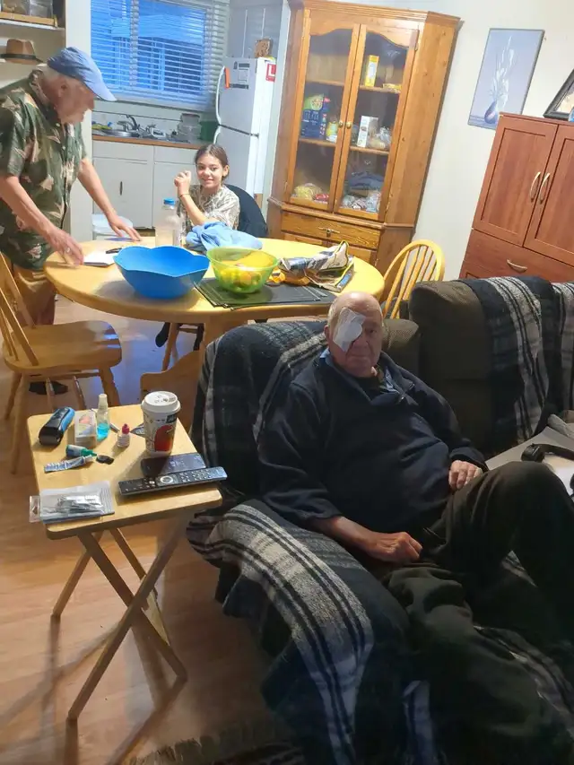 Room for rent - Photo 4