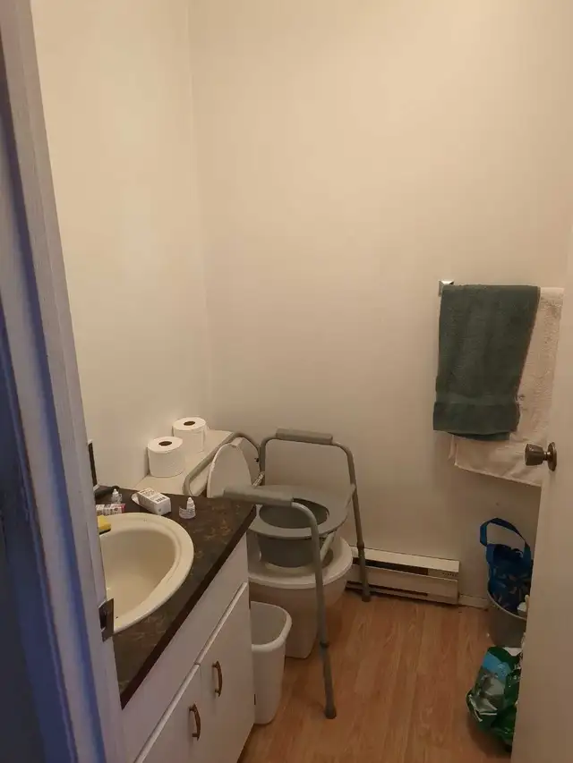 Room for rent - Photo 7