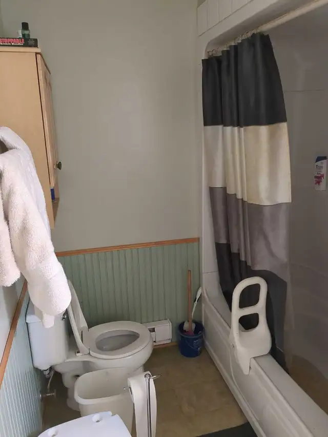 Room for rent - Photo 10