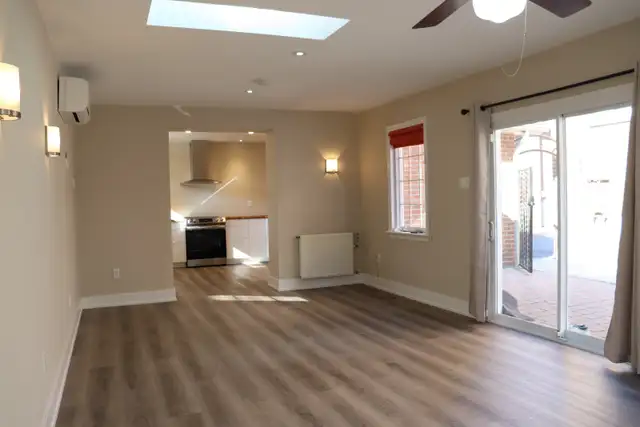 Bright and Spacious Garden Suite - Photo 5