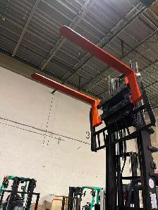 Toyota 360 degree Rotating fork 5500lbs 2 stage/reach 13 feet - Photo 3